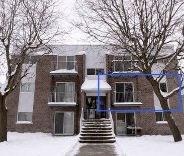 Place Monseigneur-Ritchot, J5W 2W6, L'Assomption - Photo 2