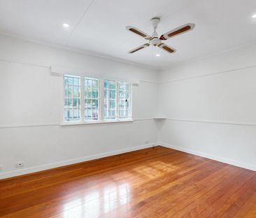 IMMACULATE - GREAT POSITION - AIR CONDITIONING - Photo 3