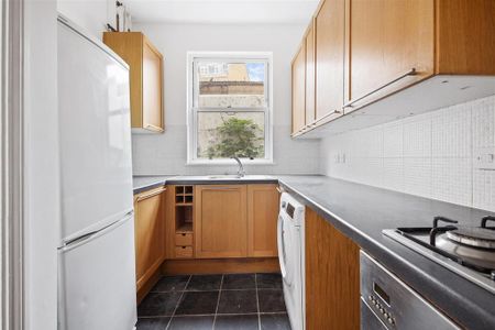 4 bedroom terraced house to rent - Photo 5