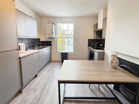 3 bedroom maisonette to rent - Photo 3