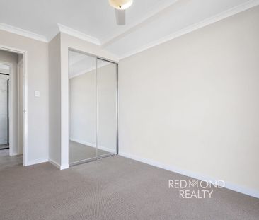 Coastal Living Meets Modern Comfort – Alkimos Gem! - Photo 4