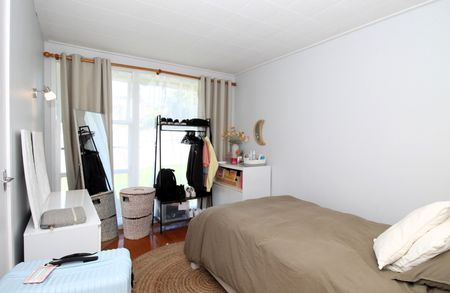 1/11 Liston Street, Northcote, Auckland - Photo 2