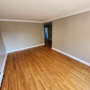 Appartement a Louer 5 1/2 (Montreal) - Photo 2