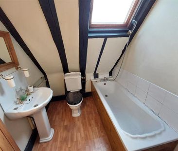 2 bedroom flat to rent - Photo 6