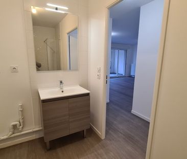Location Appartement 3 pièces 63m² ORLEANS 45000 - Photo 6