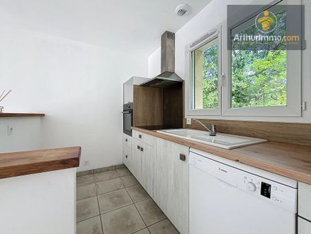 Location Maison 4 pièces 82 m2 à Journiac - Photo 3