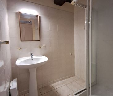 Location Appartement 2 pièces 45m² - Photo 2