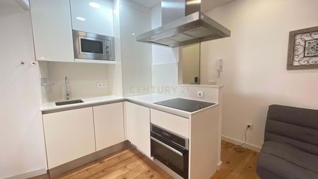 São Vicente, Lisbon - Photo 2