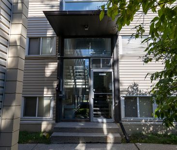 7703 - 7719 Elbow Drive SW, Calgary - Photo 4