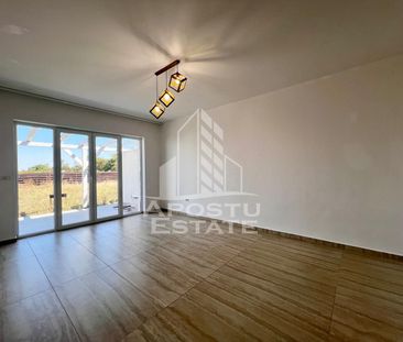 Jumatate de Duplex, 4 camere, 2 locuri de parcare,curte, Mosnita Noua - Photo 1