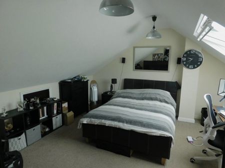 Mill Rise, Robertsbridge - £1,995pcm - Photo 4