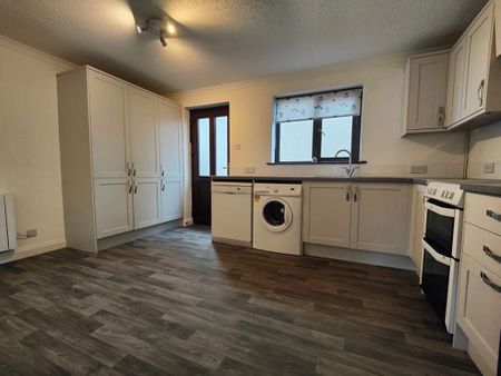 Terraced House in Croft Court, High Heskett CA4 0HL - Photo 4
