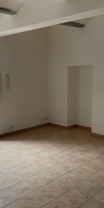 Location Appartement 2 pièces 46m² BESSEGES 30160 - Photo 3