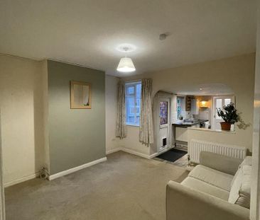 3 bedroom terraced house to rent - Photo 4
