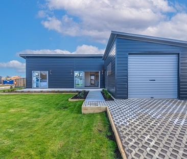 Foxton - 2 Bedrooms - Photo 4