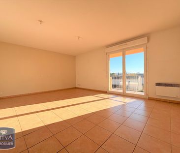 Location Appartement 3 pièces 72m² ORANGE 84100 - Photo 2