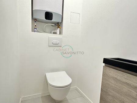Location Appartement 4 pièces 72m² MARSEILLE 4ème - Photo 5