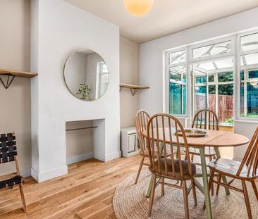 3 bedroom semi-detached house to rent - Photo 4