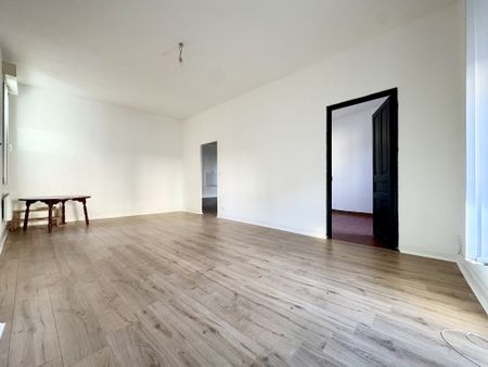 NIMES / RICHELIEU - T2 - Photo 2