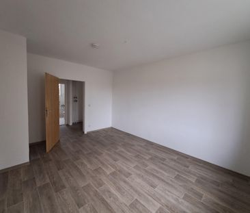 ruhig gelegene 3 Raum- Wohnung mit Balkon - Photo 1