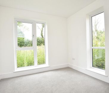2 bedroom ground floor flat to rent - Photo 5