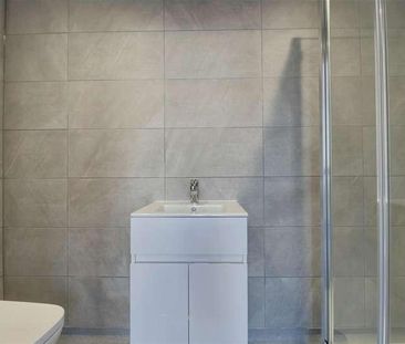 Stride Avenue, Portsmouth, PO3 - Photo 2