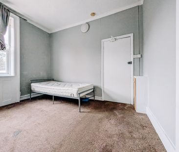 Studio Flat, The Grove, RG1 - Photo 2