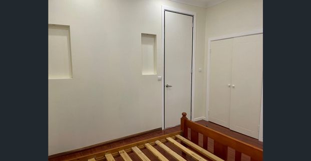 Near New, High Ranking High School Catchment. Superb Blue Ribbon location, one of the best streets in Carlingford. - Photo 1