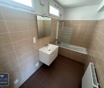 Location Appartement 2 pièces 48m² AGEN 47000 - Photo 3