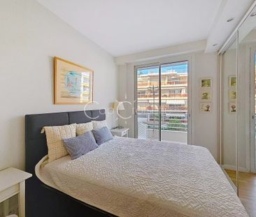 Location Appartement 2 pièces 43m² CANNES 06400 - Photo 5