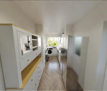 3 Bedroom Semi Detached To Let - Photo 4