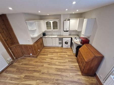 Gower Road, SA2 9BY, Sketty - Photo 2