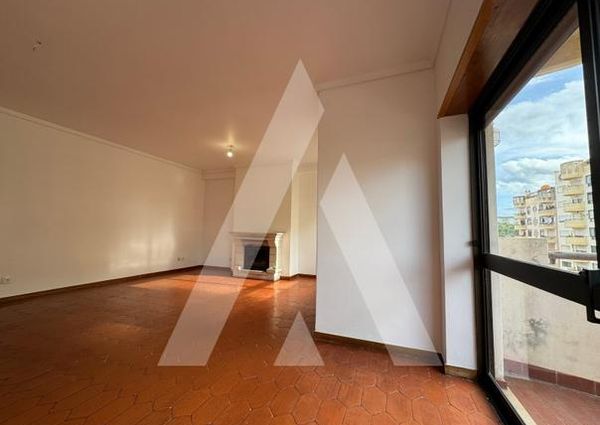 Apartamento T3 em Coimbra