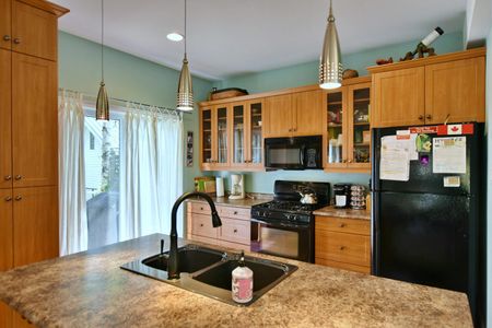 For Lease - 21 47TH Street, Wasaga Beach, Ontario - Photo 5