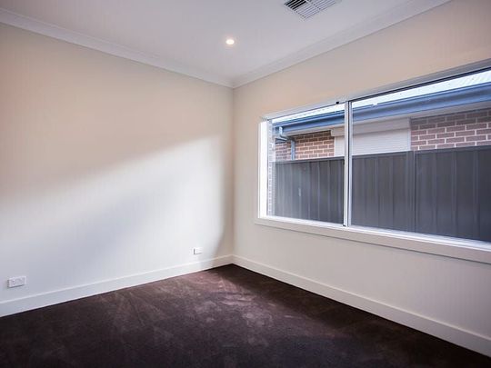 12A Greenasche Grove, Seacombe Gardens - Photo 1