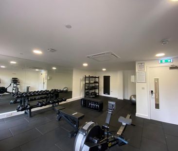 2 bedroom flat to rent - Photo 5