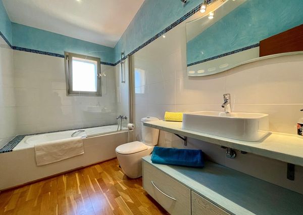 10 Plaça Mestres dAixa, Alcúdia, Balearic Islands 07400