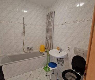 Sonnige 3 Raum Wohnung mit Südbalkon und EBK Provisionsfrei - Foto 1