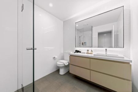 3 bed 2 bath - Photo 5