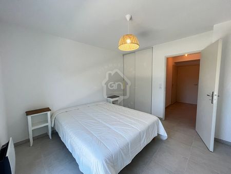 BEAU T3 MEUBLÉ, - Photo 3