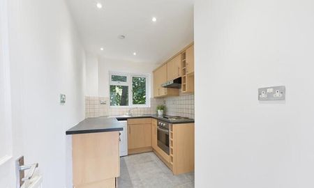 1 Bed Flat, Bray Court, SW16 - Photo 5