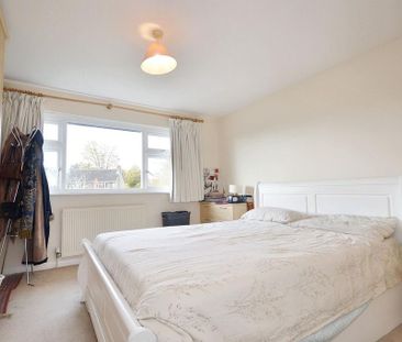 4 bedroom detached house to rent - Photo 5