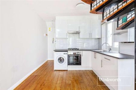 Flat B, Crescent Road, Finchley, London, N3 - Photo 2