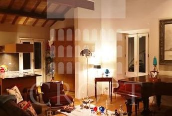 Attic-Piazza Navona: Short Stay. beautiful, fully furnished 1 Bedroom + Guest bed, 1 bath in period building with 2 large private terraces. Parquet floors, air conditioning, chef's kitchen, views, silent and bright. #2064