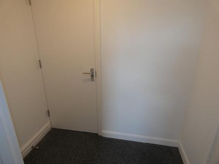 1 bedroom property to rent - Photo 3