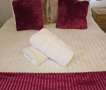 2 Bed End Terrace, Keedonwood Road, BR1 - Photo 6