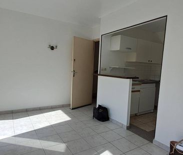 Location appartement t2 30 m² à Versailles (78000) Notre Dame 1 - Photo 6