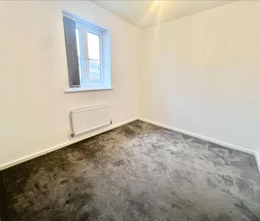 2 bedroom semi-detached house to rent - Photo 4