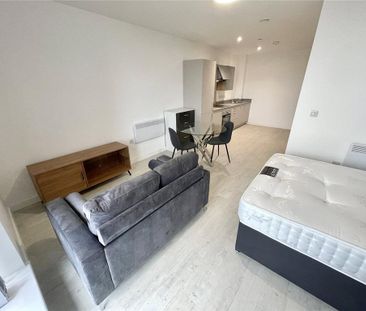 Studio to rent - Photo 2