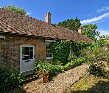 A recently refurbished 5 bedroom cottage available to rent in this ... - Photo 5